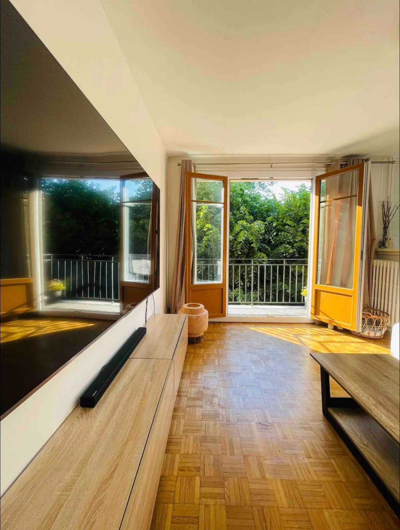 Modern 2 Bedroom Apartment Near Paris Metro, Giant Flat Screen Tv 85 Inches, Balcony, Free Parking Ivry-sur-Seine Extérieur photo
